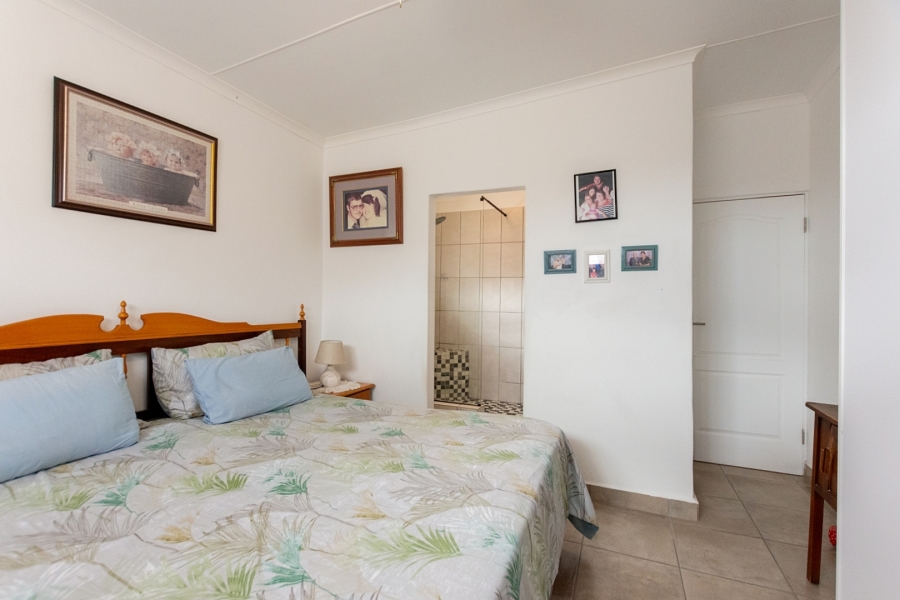 3 Bedroom Property for Sale in Harbour Lights Western Cape